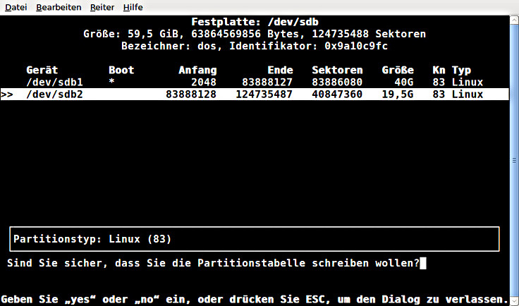 (c) www.linux-praktiker.de: CFDISK Partitionierung